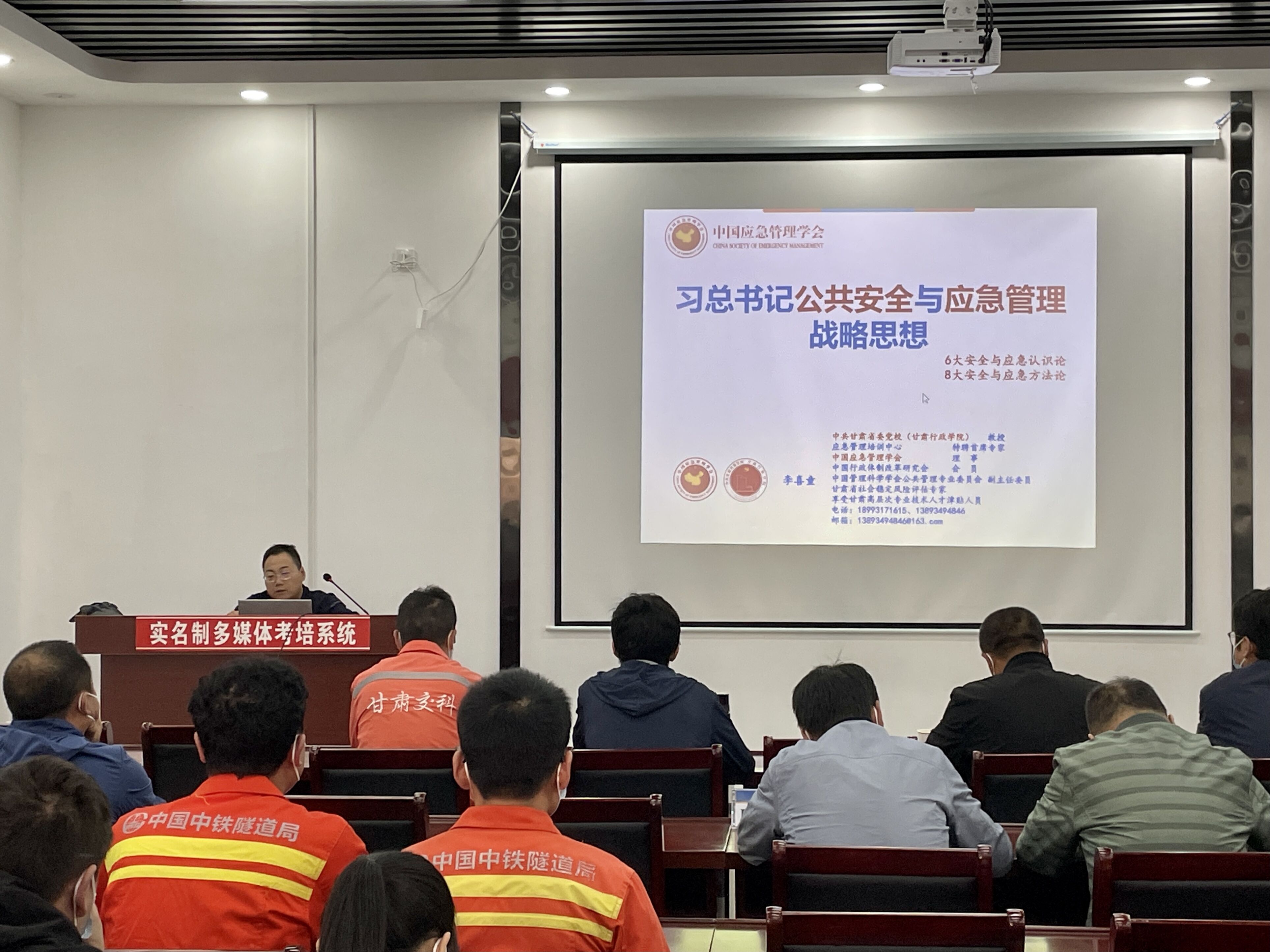 擬選照片1.jpg 擬選照片1.jpg